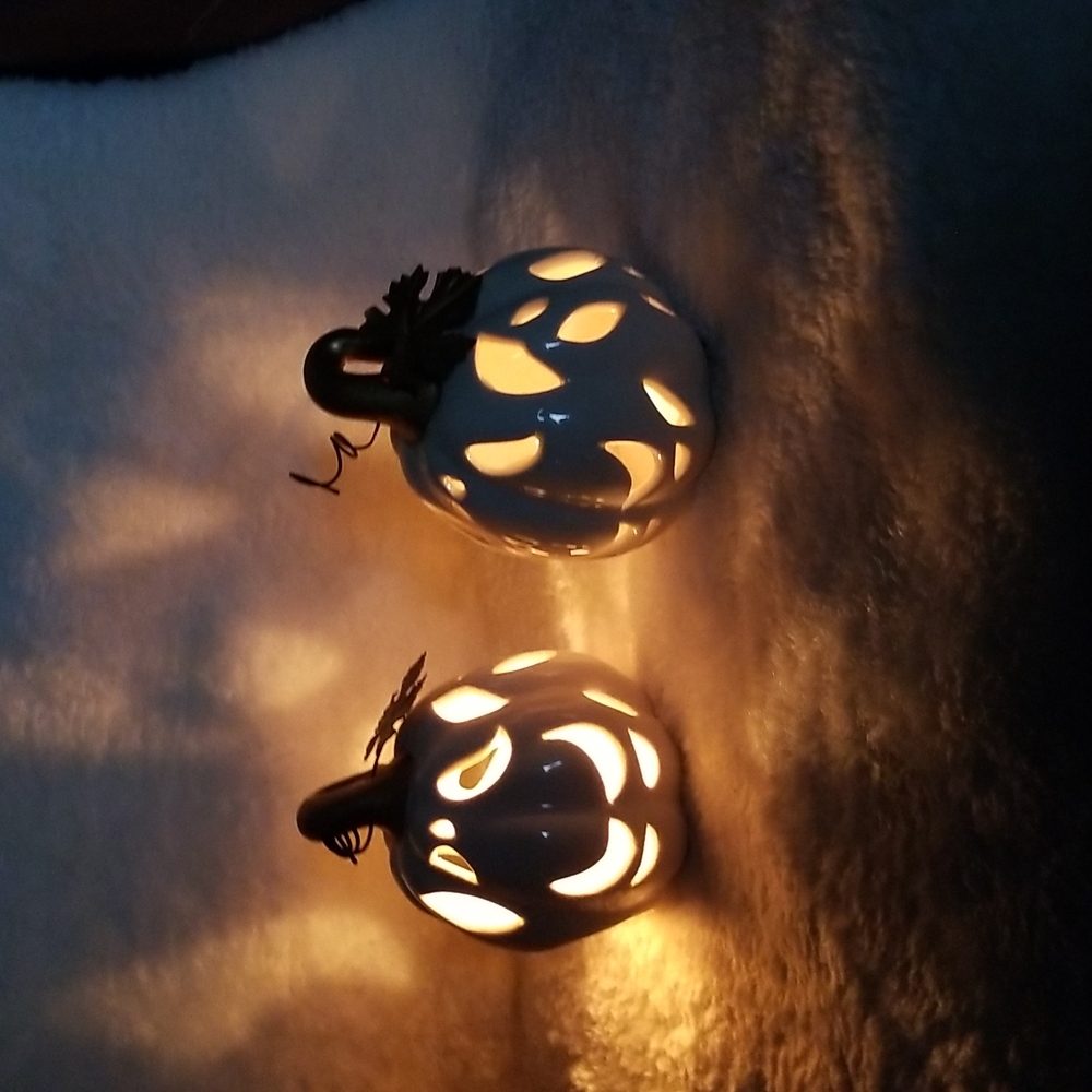 UNBRANDED Halloween candle holder decorative ceramic 2 candle holder one price
